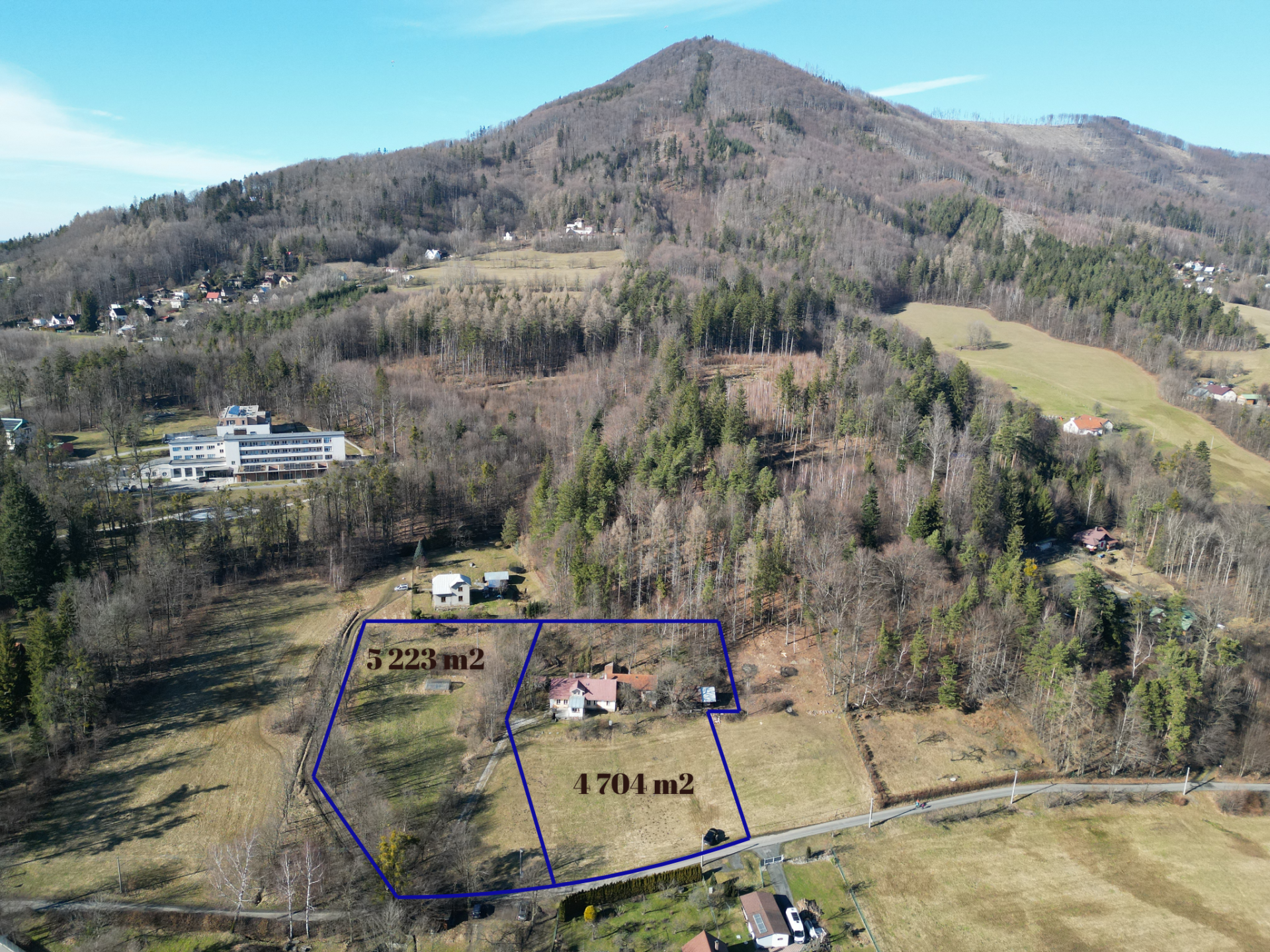Prodej stavebního pozemku 5223 m² ,Čeladná